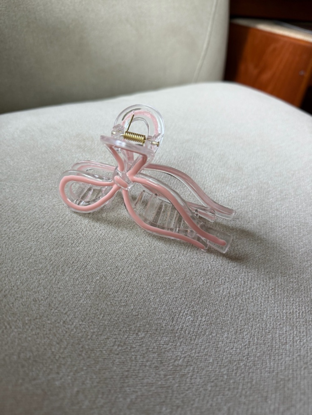 Pink Bow Claw Clip Anthropologie - Picture 2 of 7